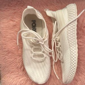 Ladies high top white sneakers almost new